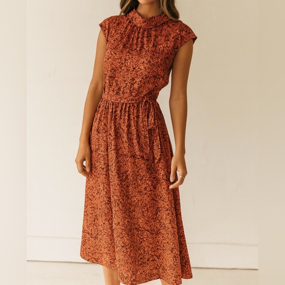 Maggy London Dresses & Skirts - Maggy London Womens Satin Red Floral Collared ALine Midi Dress sz 12 Euro-Summer